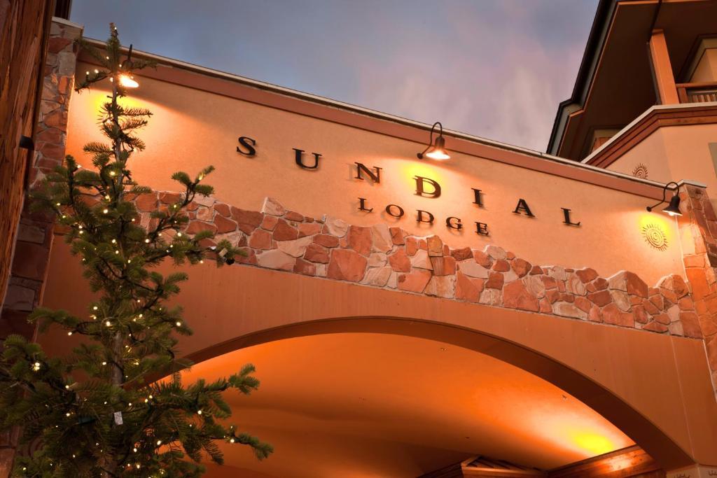 Sundial Lodge By All Seasons Resort Lodging Park City Exterior photo